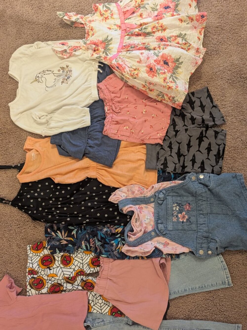 Bundle of Girl's 4T clothes